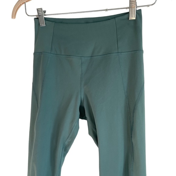 Girlfriend Collective Cropped Sage Green Leggings, Size S - Picture 2 of 6